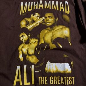 Muhammad Ali Men’s T-Shirt
Size 4XL, Brand New